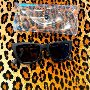 Quay sunglasses, never worn, cat eye style,black